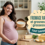 femme enceinte avec fromage râpé dans cuisine